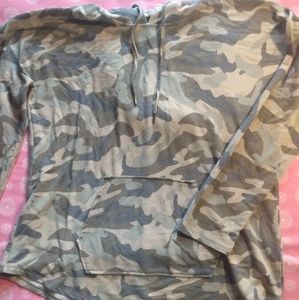 Women's camo hoodie